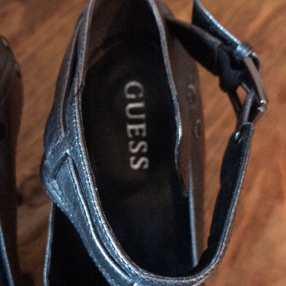 Heels - Picture 2 of 5